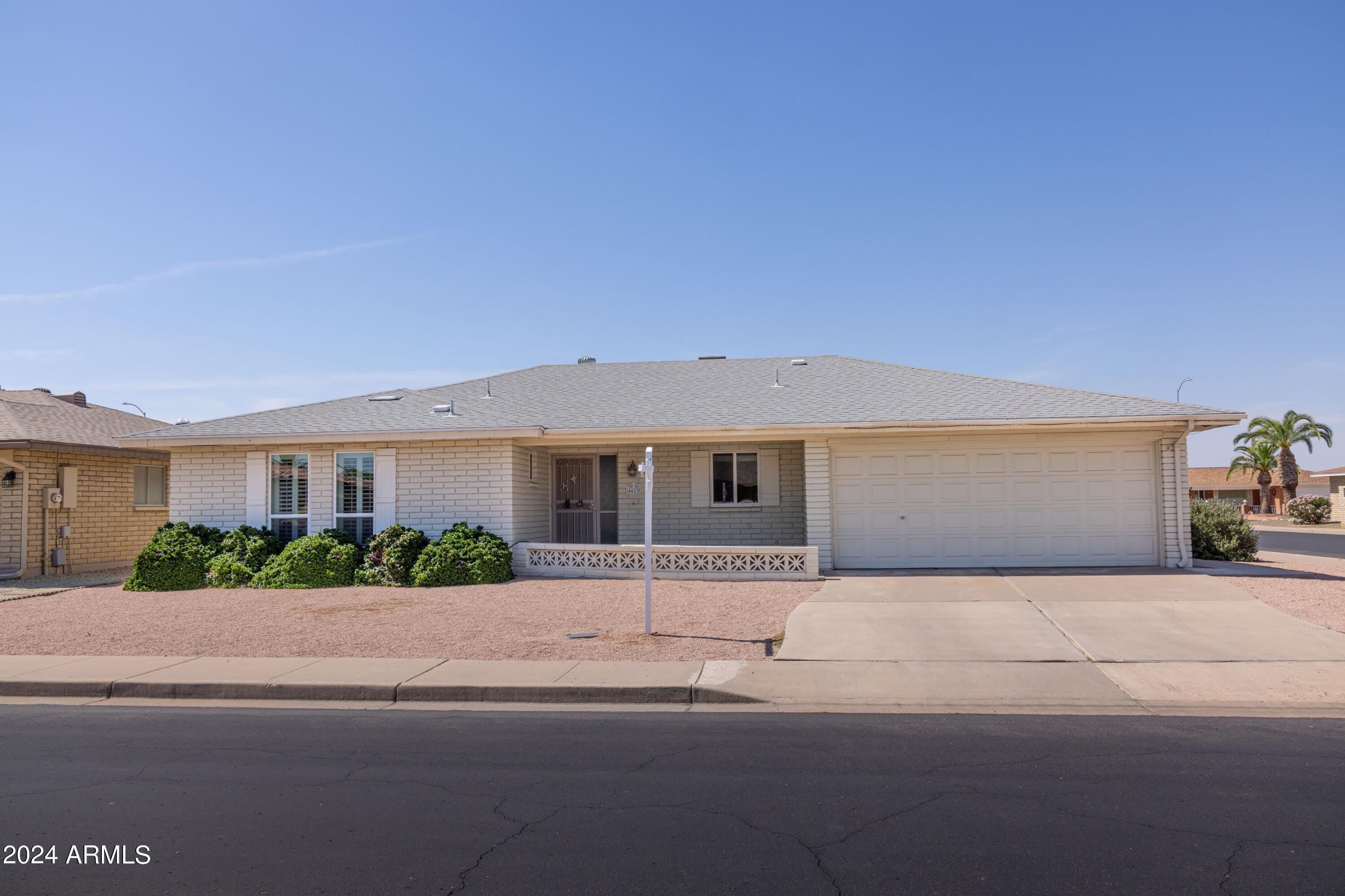4613 E Escondido Avenue – photo 2