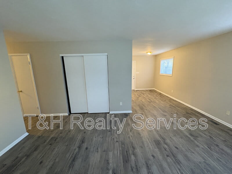 8138 East 34th Street – photo 5