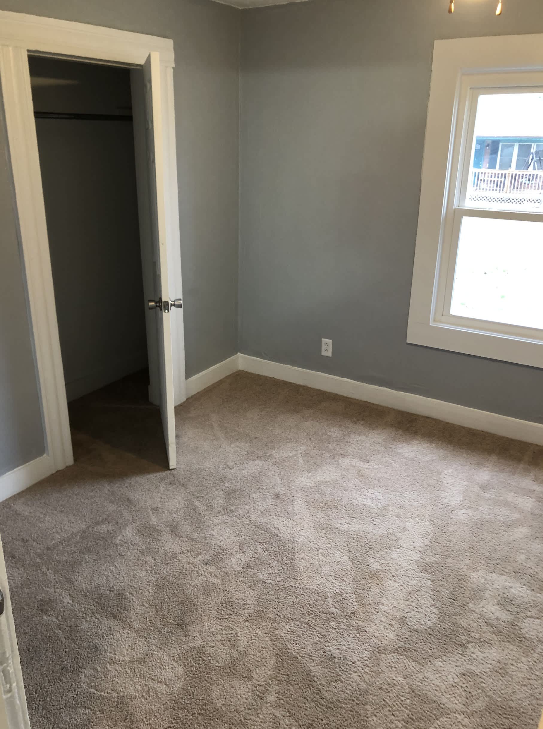 620 Millie Dr – photo 4