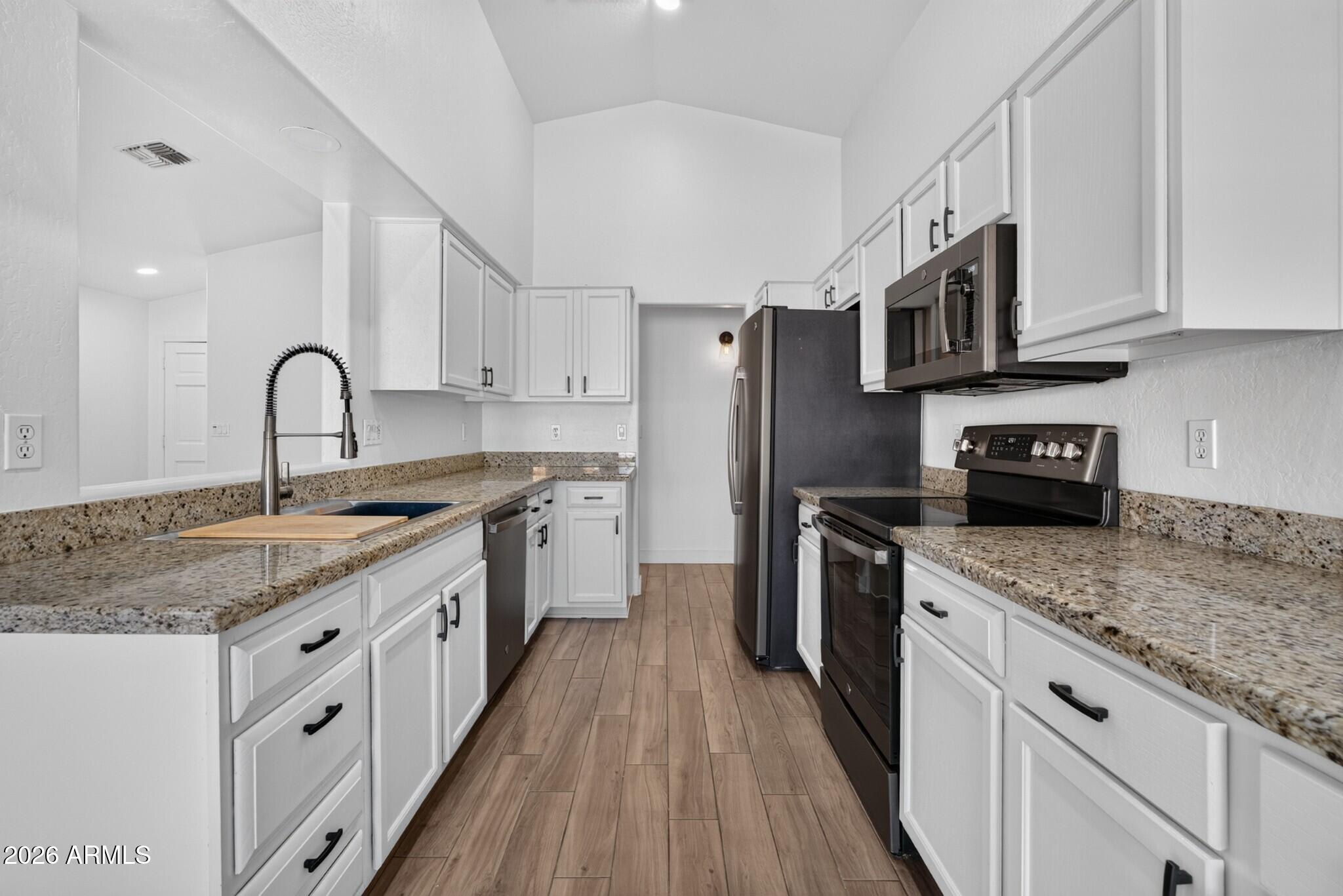 1438 East Cindy Street – photo 5
