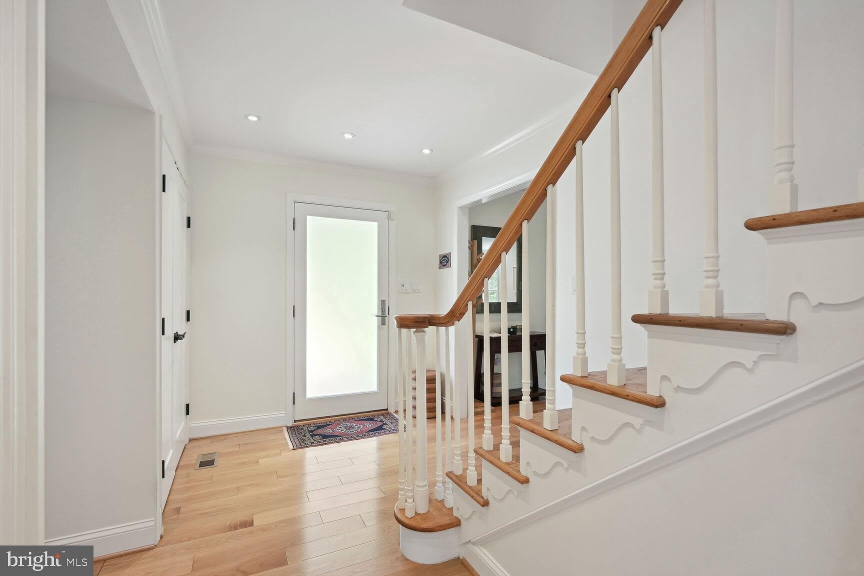 4208 MAPLE Terrace – photo 2