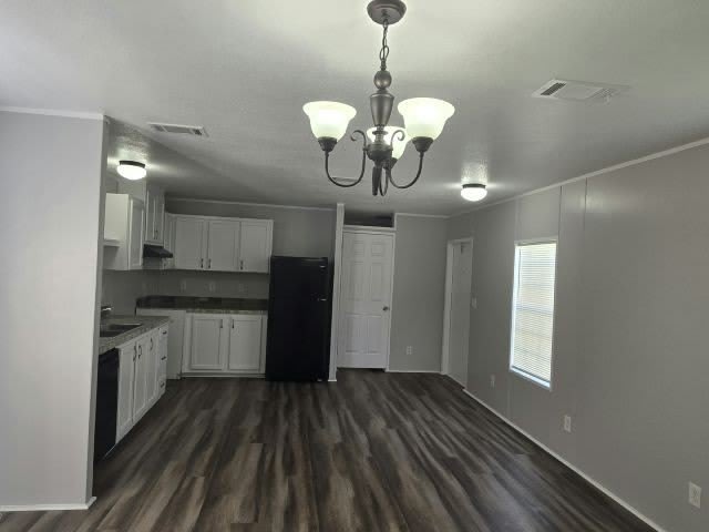 217 Magnolia Lane – photo 2
