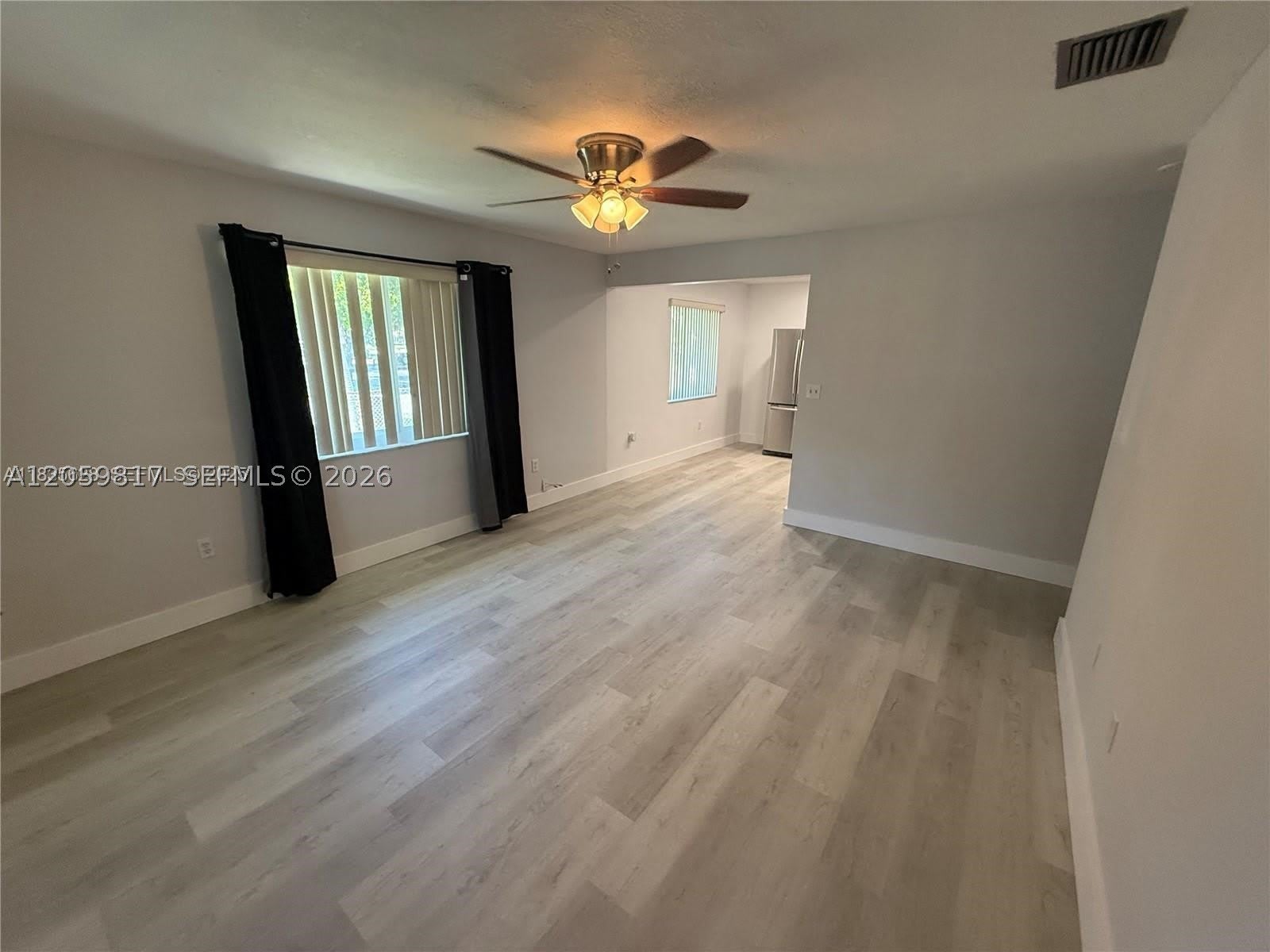 221 NE 1st Ter – photo 3