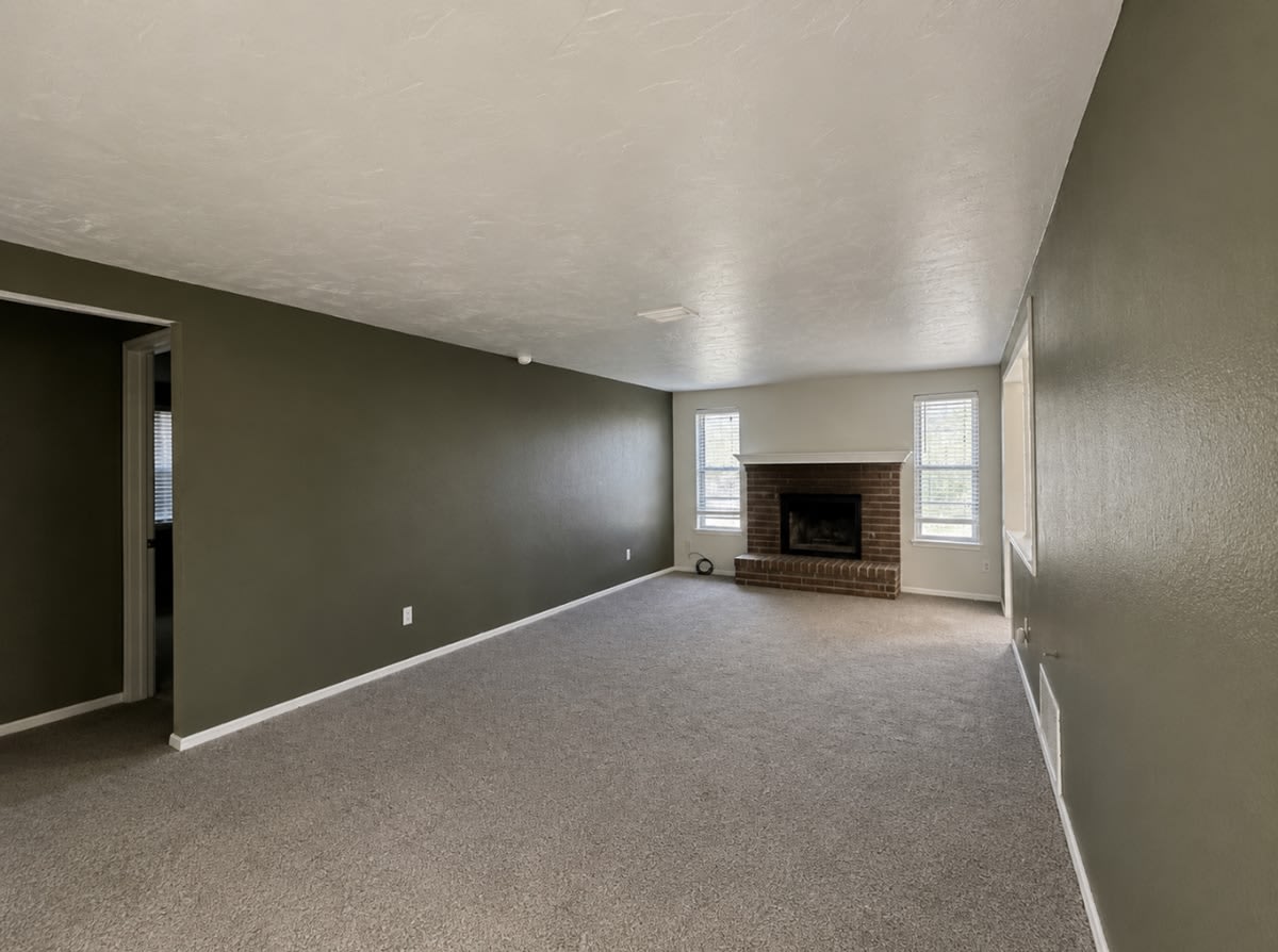 1054 Cumberland Mansion – photo 2