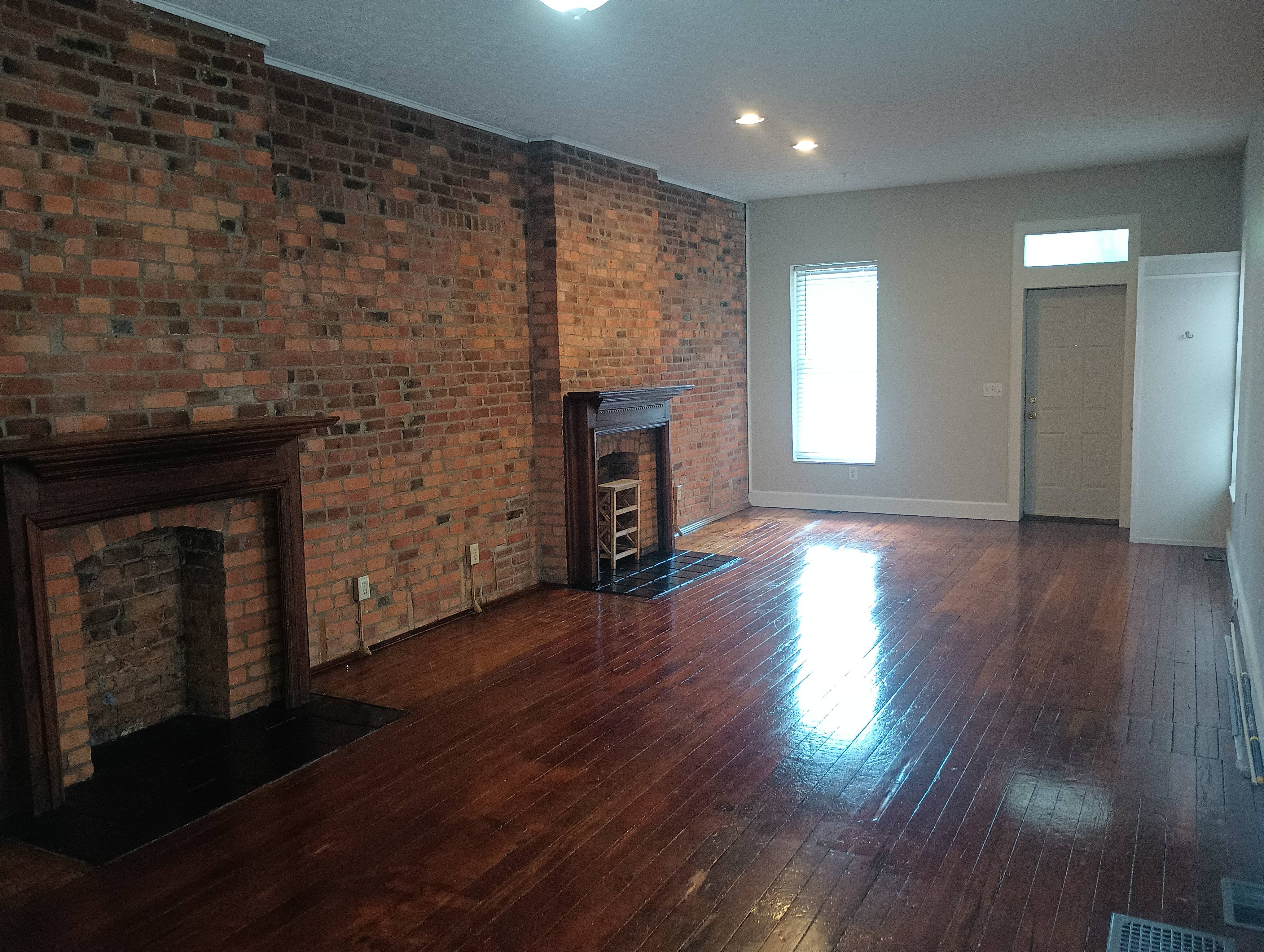 820 Kerr Street – photo 2