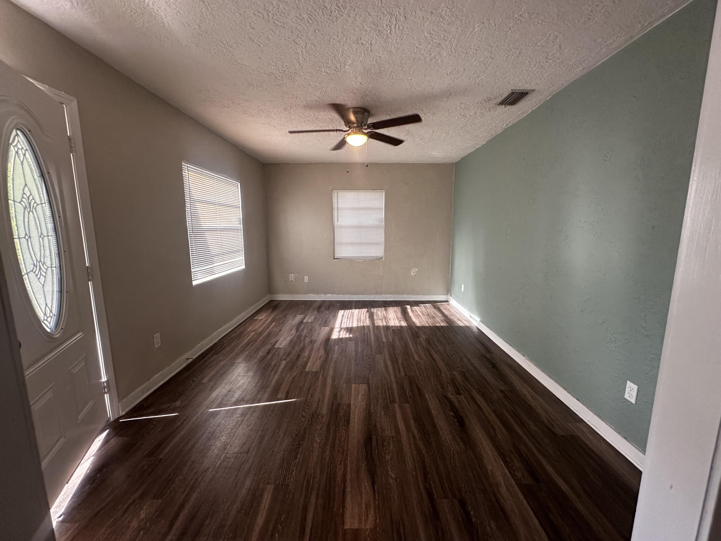 6715 Mott Avenue – photo 5