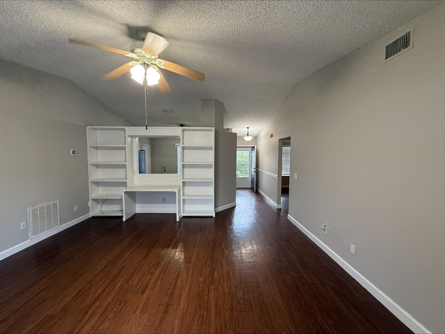 Single Family Home in Palm Bay – photo 3