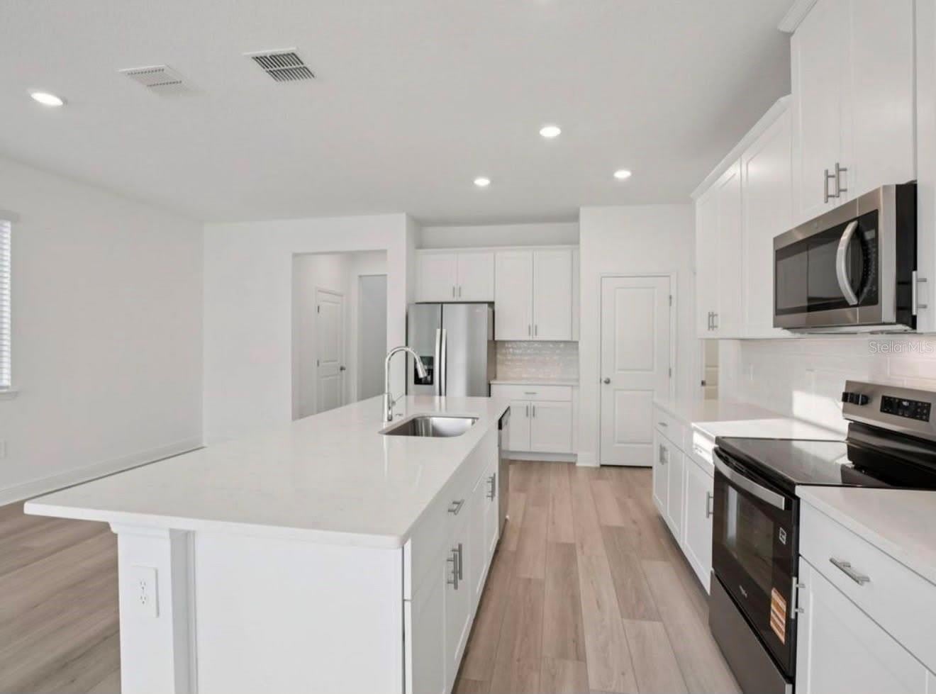 1769 ARCHER Drive – photo 4