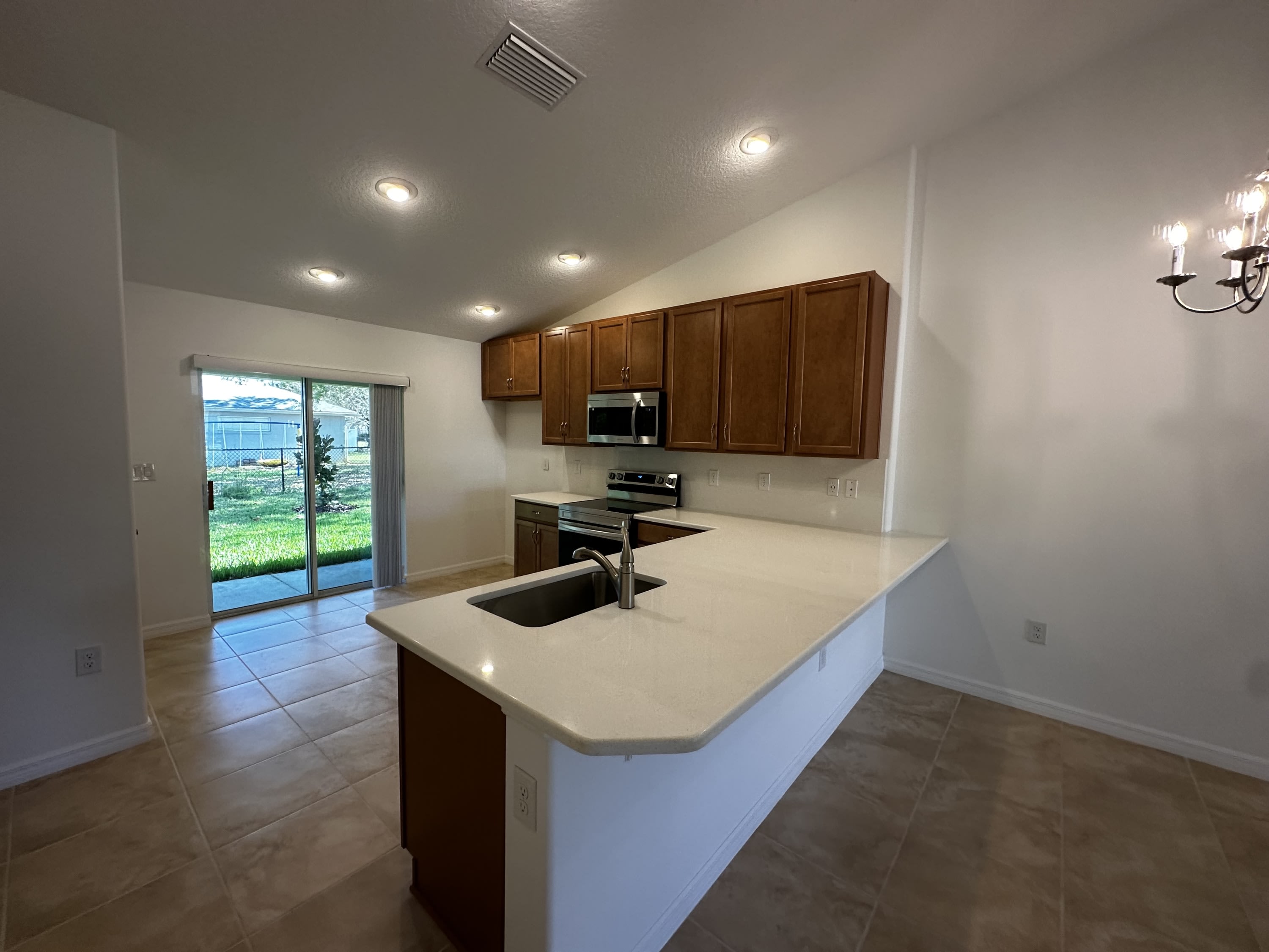 8 Buttonbush Lane. Unit B – photo 4