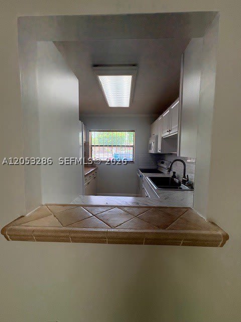 220 W Park Dr – photo 5