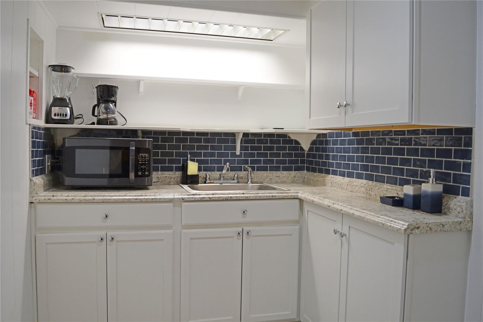 3120 PEEL Avenue – photo 5