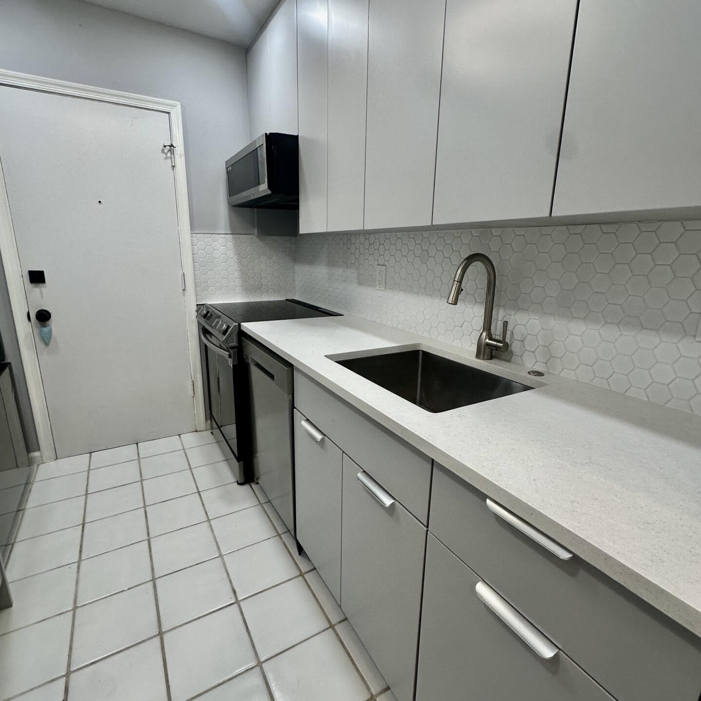 2171 NE 66th Street – photo 5