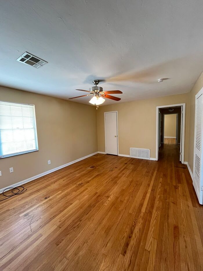 3617 1/2 North Drexel Boulevard – photo 5