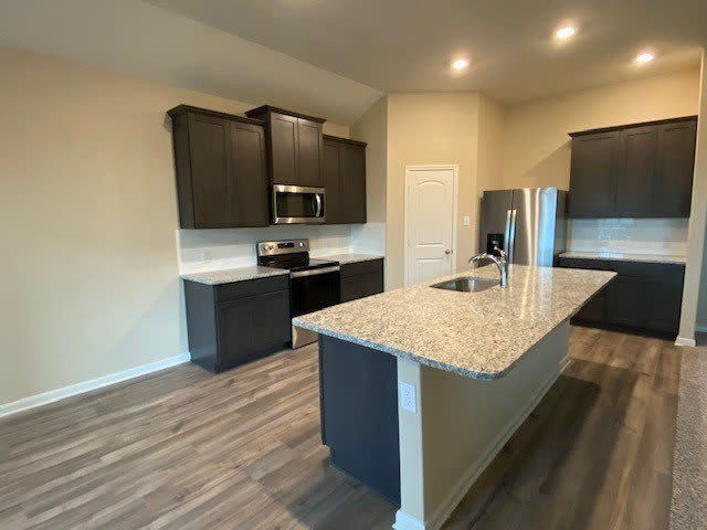 2212 Dahlia Way – photo 4