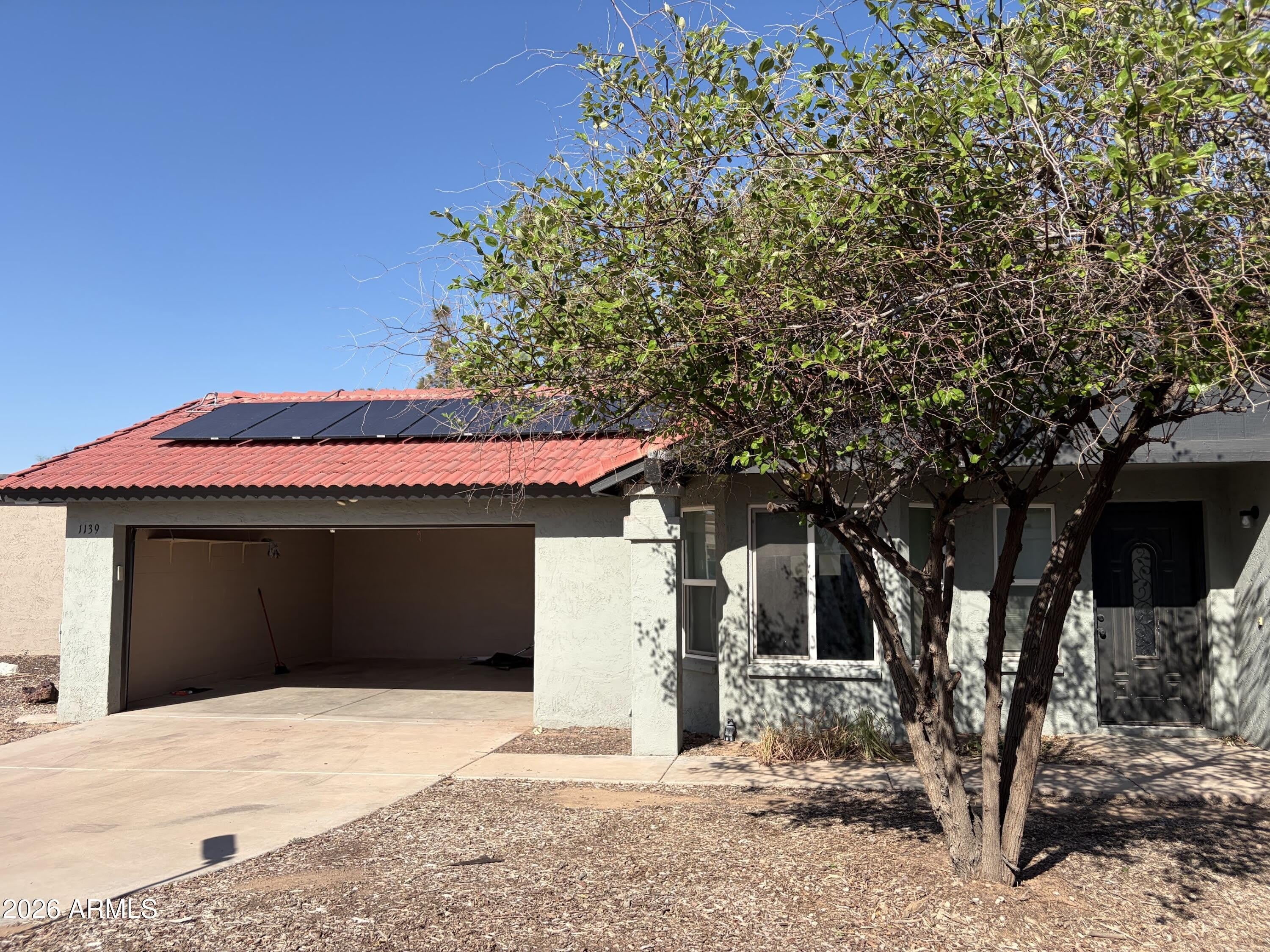 1139 W LAREDO Street – photo 1
