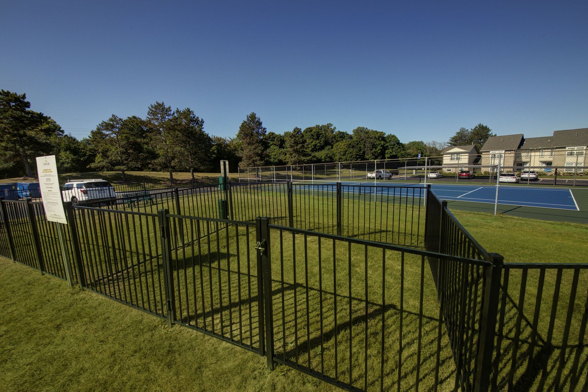 Cedar Lake Apartments and Townhomes – photo 5