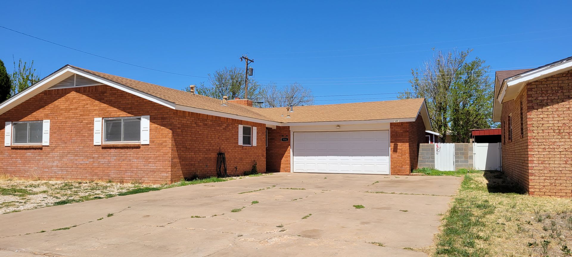 LARGE HOME ON QUIET STREET – photo 1