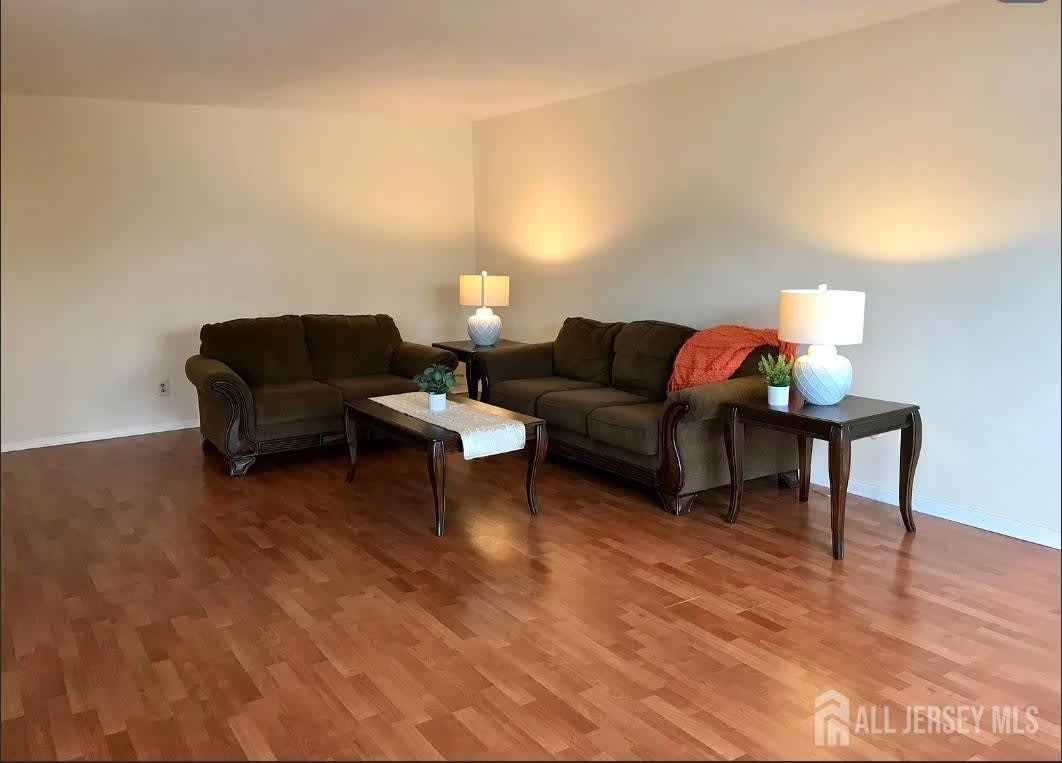 123 S Adelaide Avenue S – photo 3