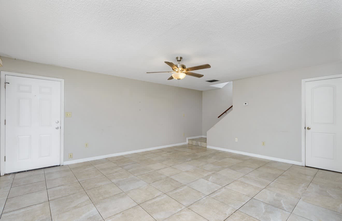 1023 Spring Meadow Drive – photo 4