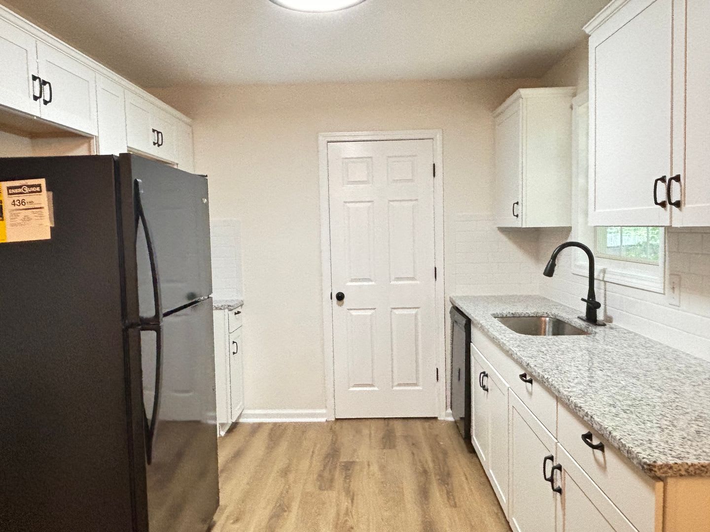 Cute Stepless 3 bedroom, 2 bath ranch in Dallas! – photo 2