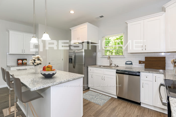 1720 Taylor Avenue – photo 2