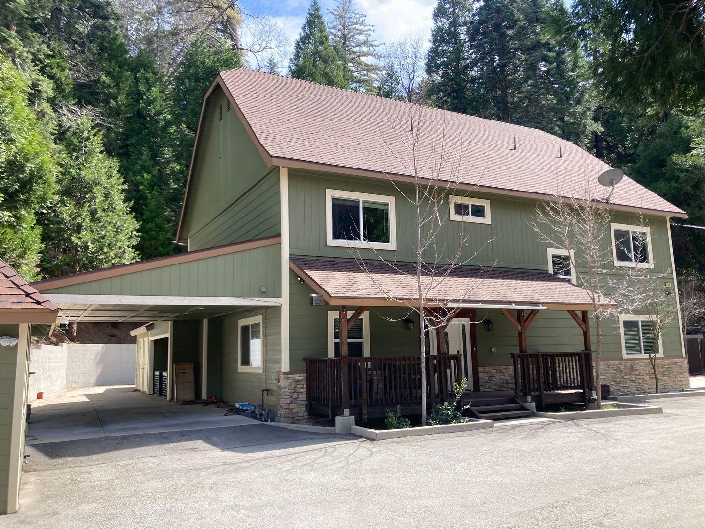 Magnificent Craftsman Style Custom Home – photo 2