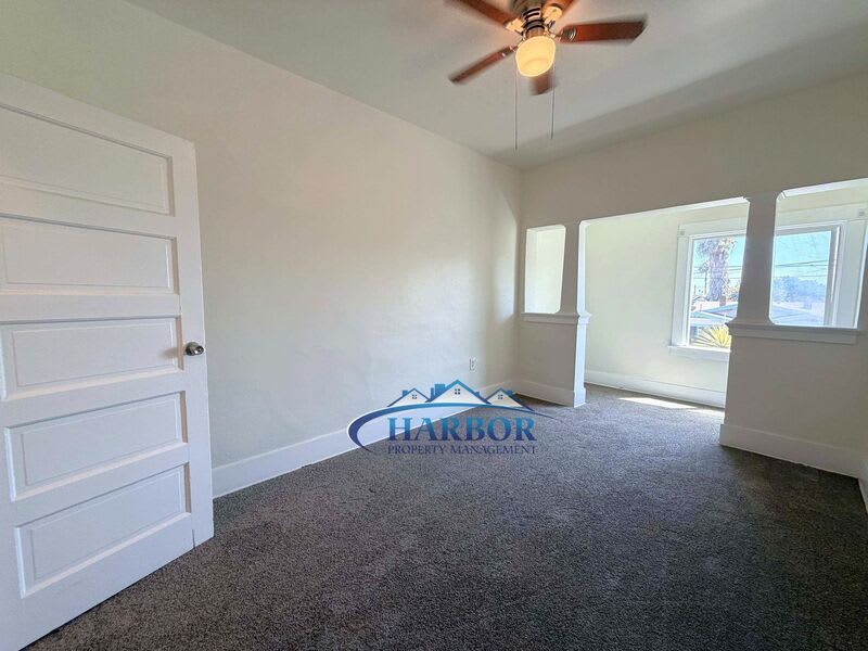 362 W 10th Street – photo 4