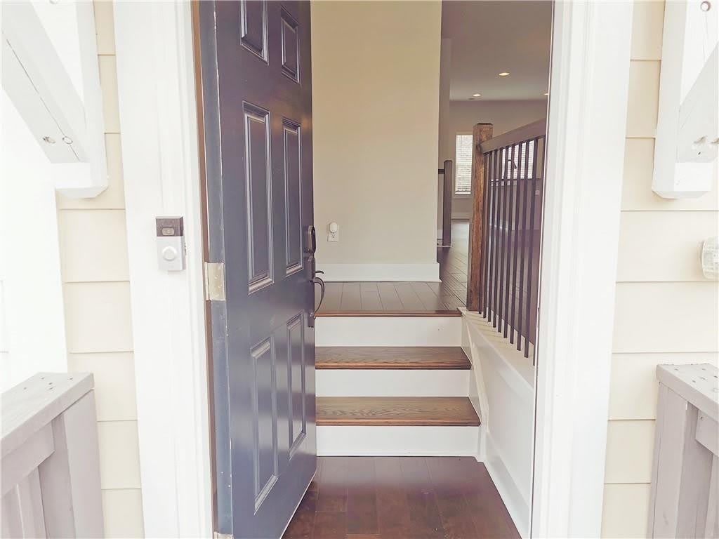 3795 Oxford Circle – photo 2