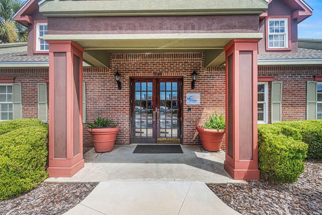 1194 N Eglin Parkway – photo 5