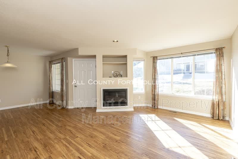 6721 Antigua Dr – photo 5