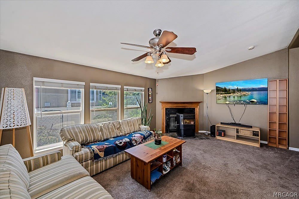 46037 South Drive – photo 3