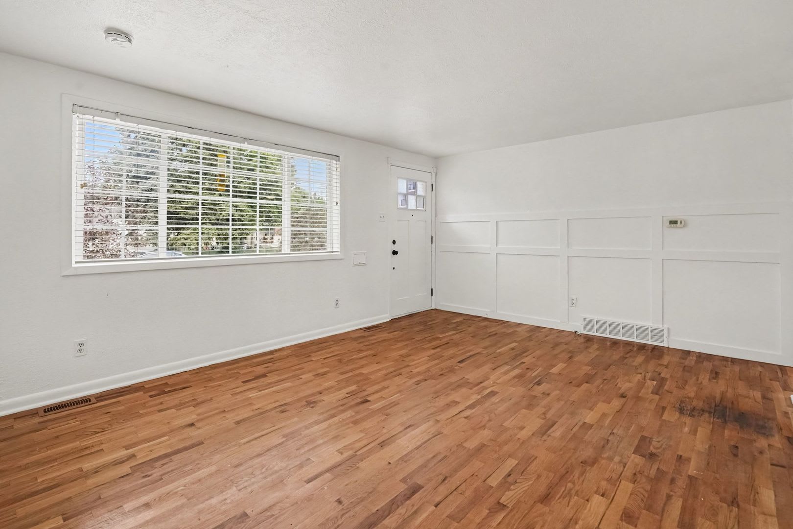 Spacious 5-Bedroom Denver Home with Updated Kitchen and Large Fenced Backyard – photo 5