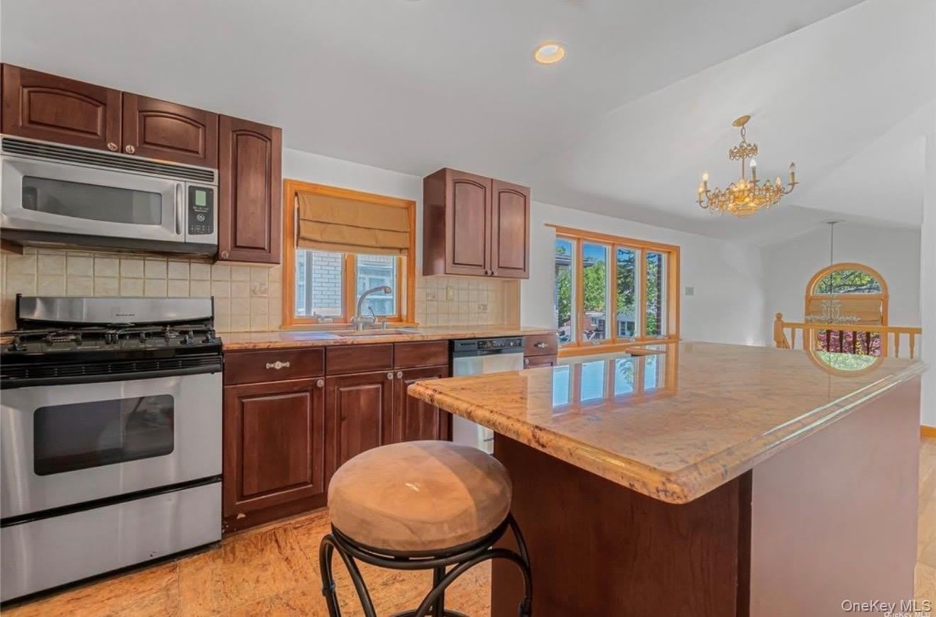 5122 199th Street – photo 2