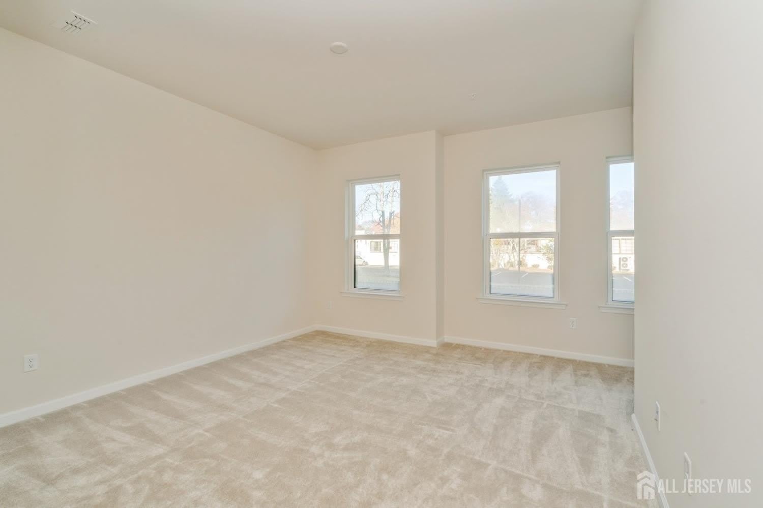 103 Vaughn Drive – photo 5