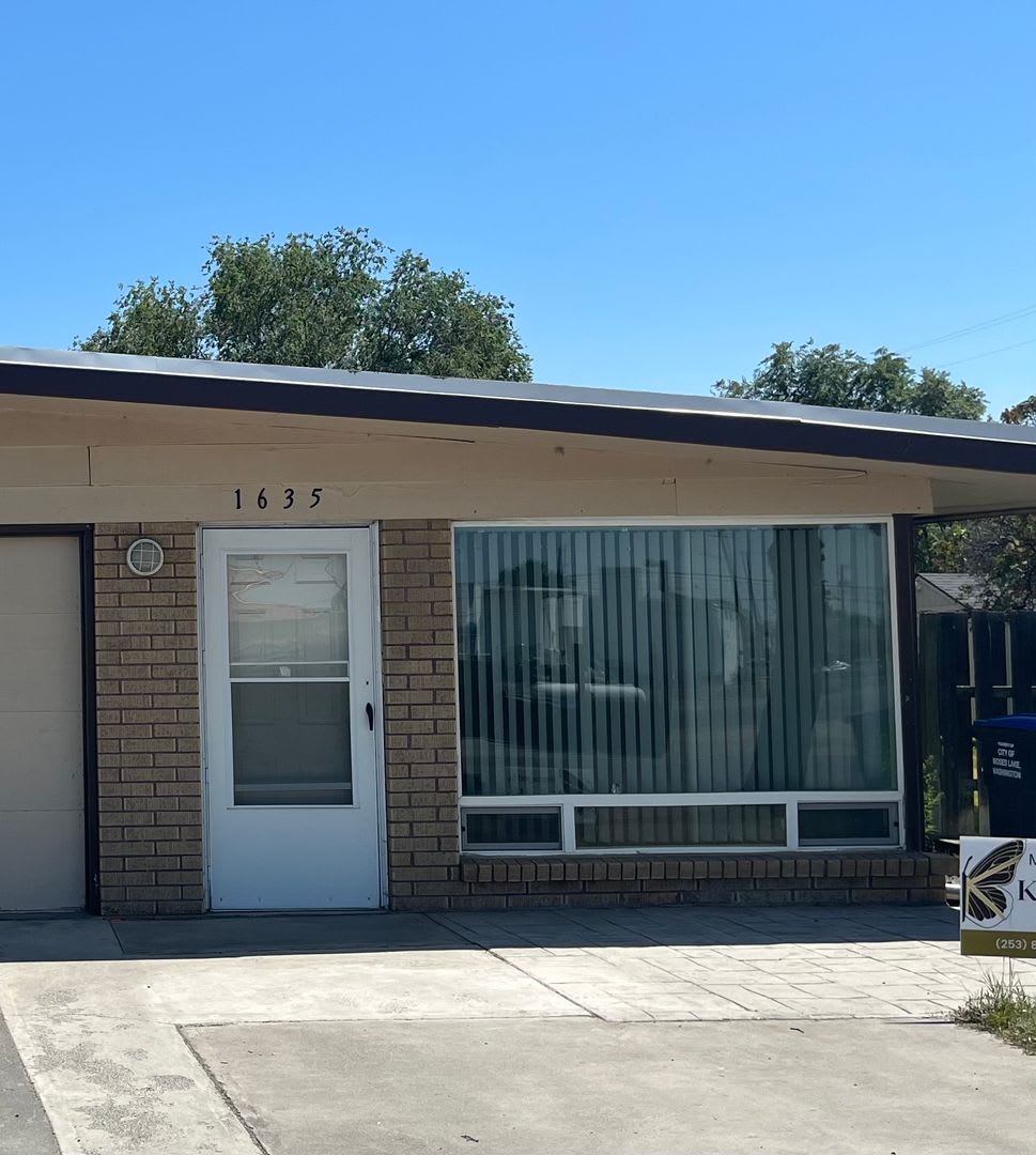 1619 W Pheasant St – photo 4