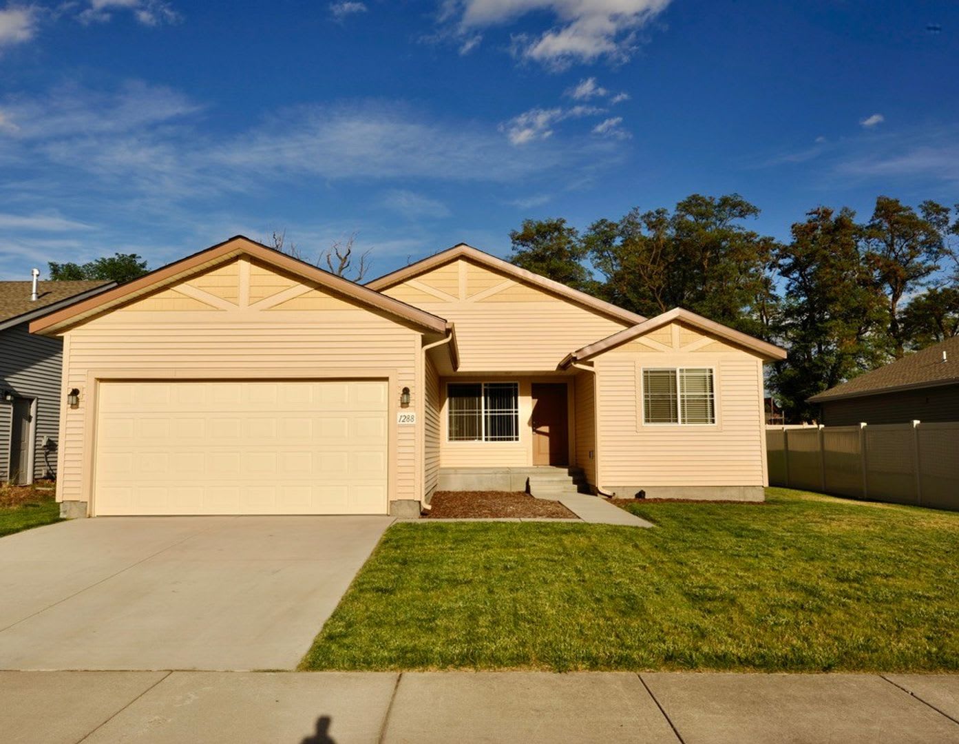 3 bed 2 bath Rancher – photo 1