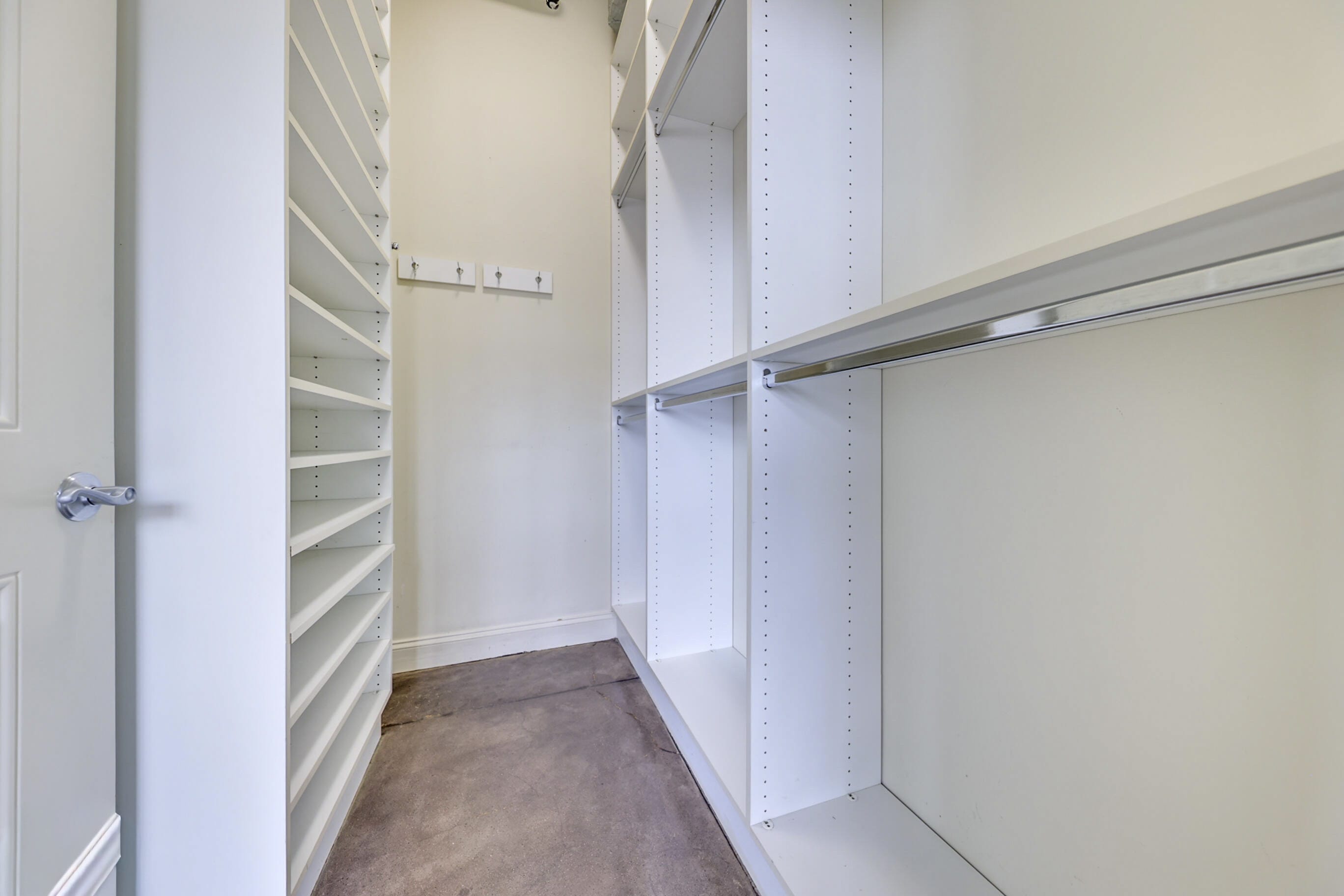 745 Washington St – photo 1