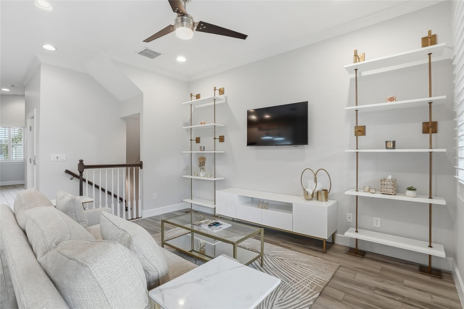 3162 MOORINGS Drive – photo 2