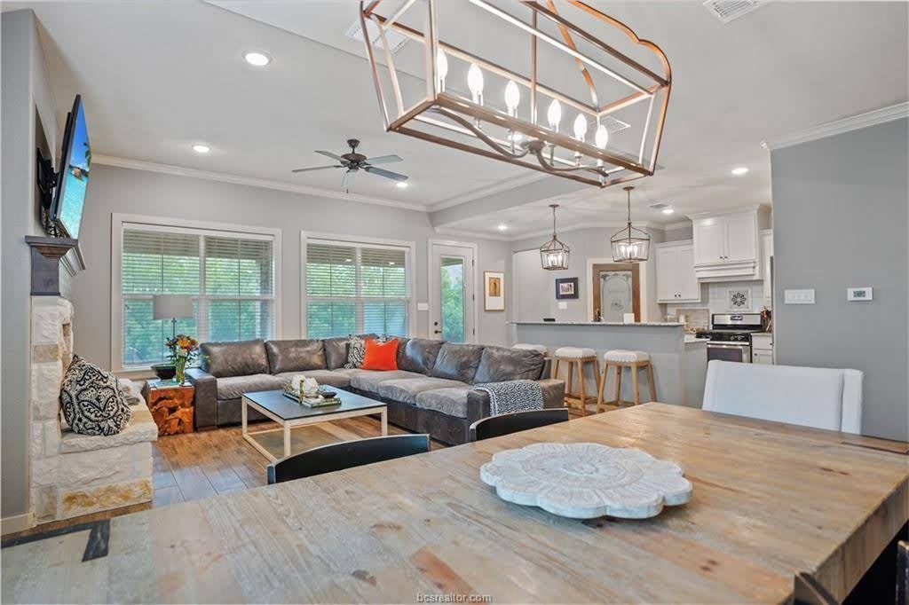2711 Talsworth Drive – photo 3