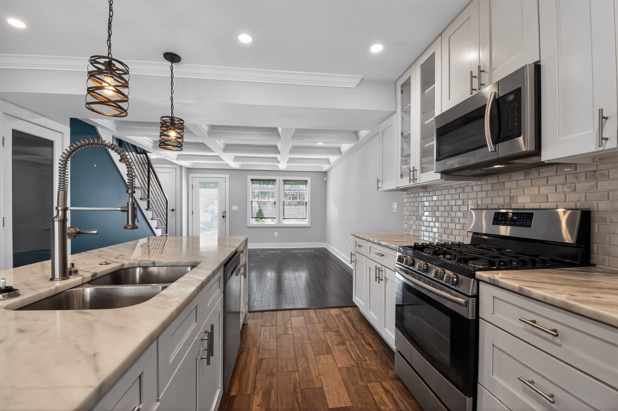 847 20th Street Northeast – photo 2