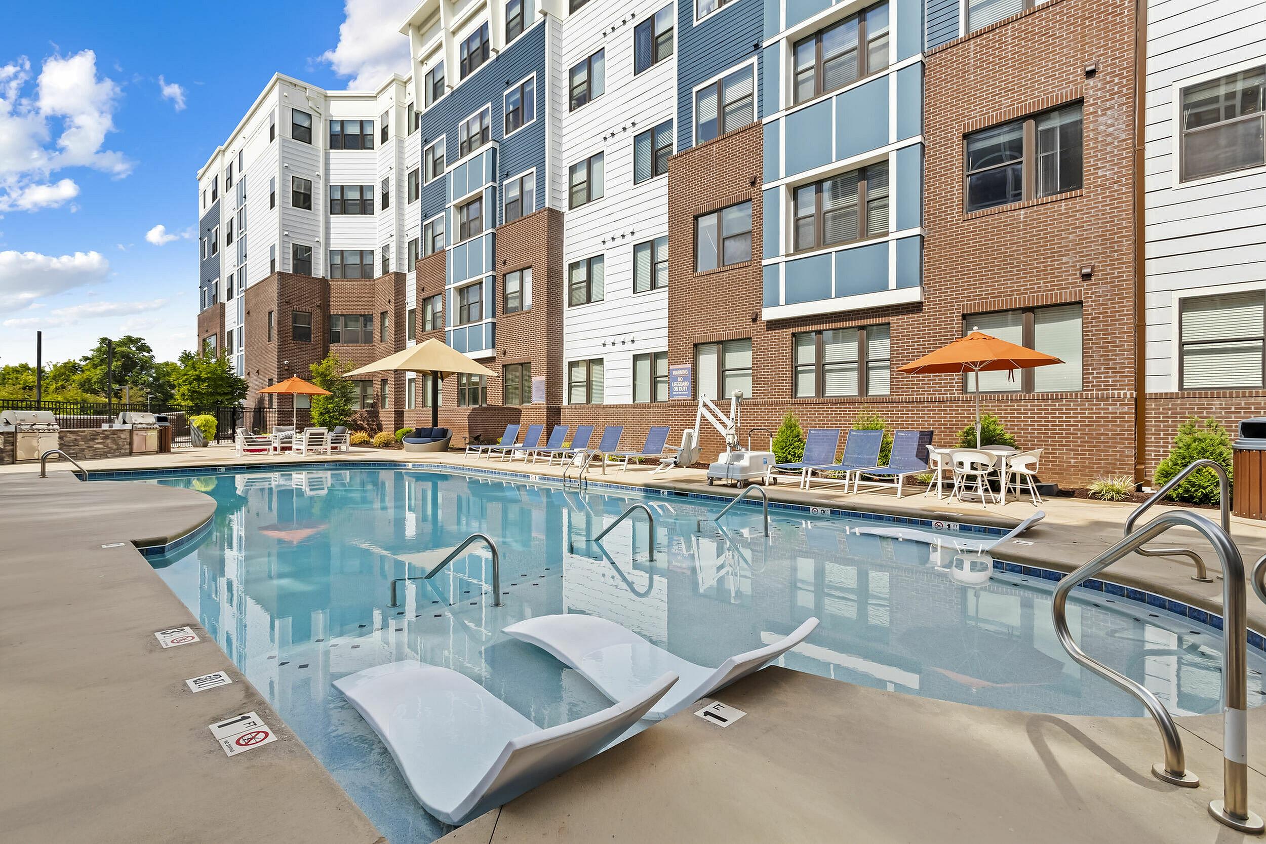 303 Flats – photo 1