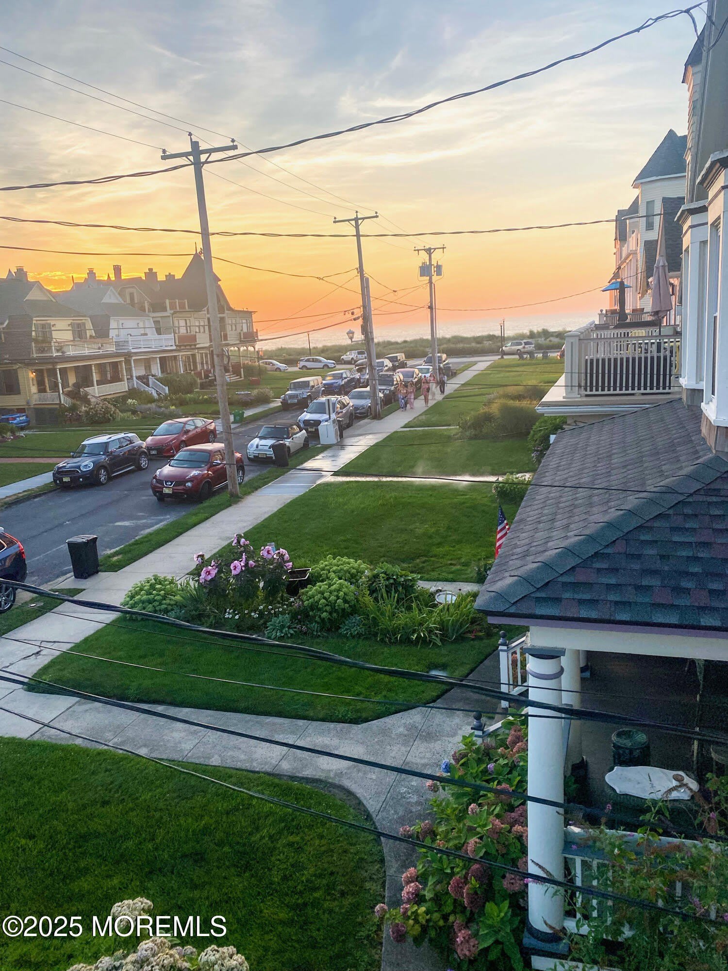 12 Surf Avenue – photo 3