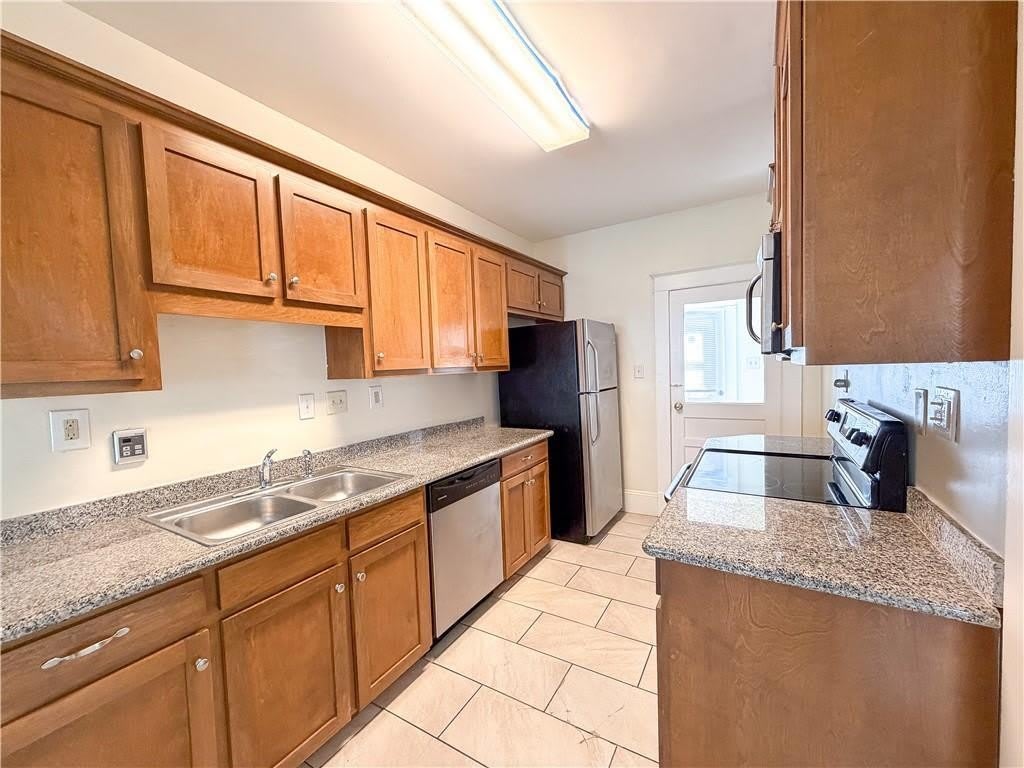 2161 Homewood Street – photo 5