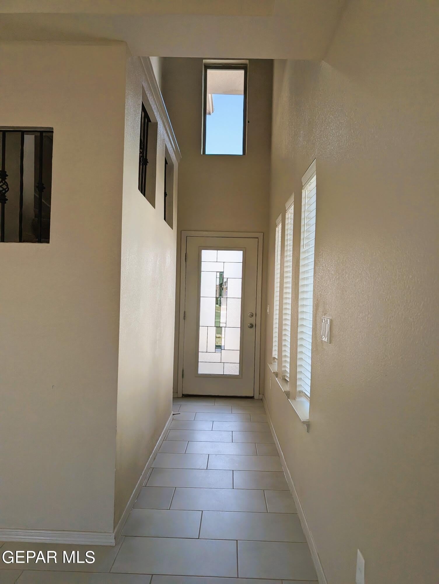 616 Rafael Marmolejo Street – photo 2