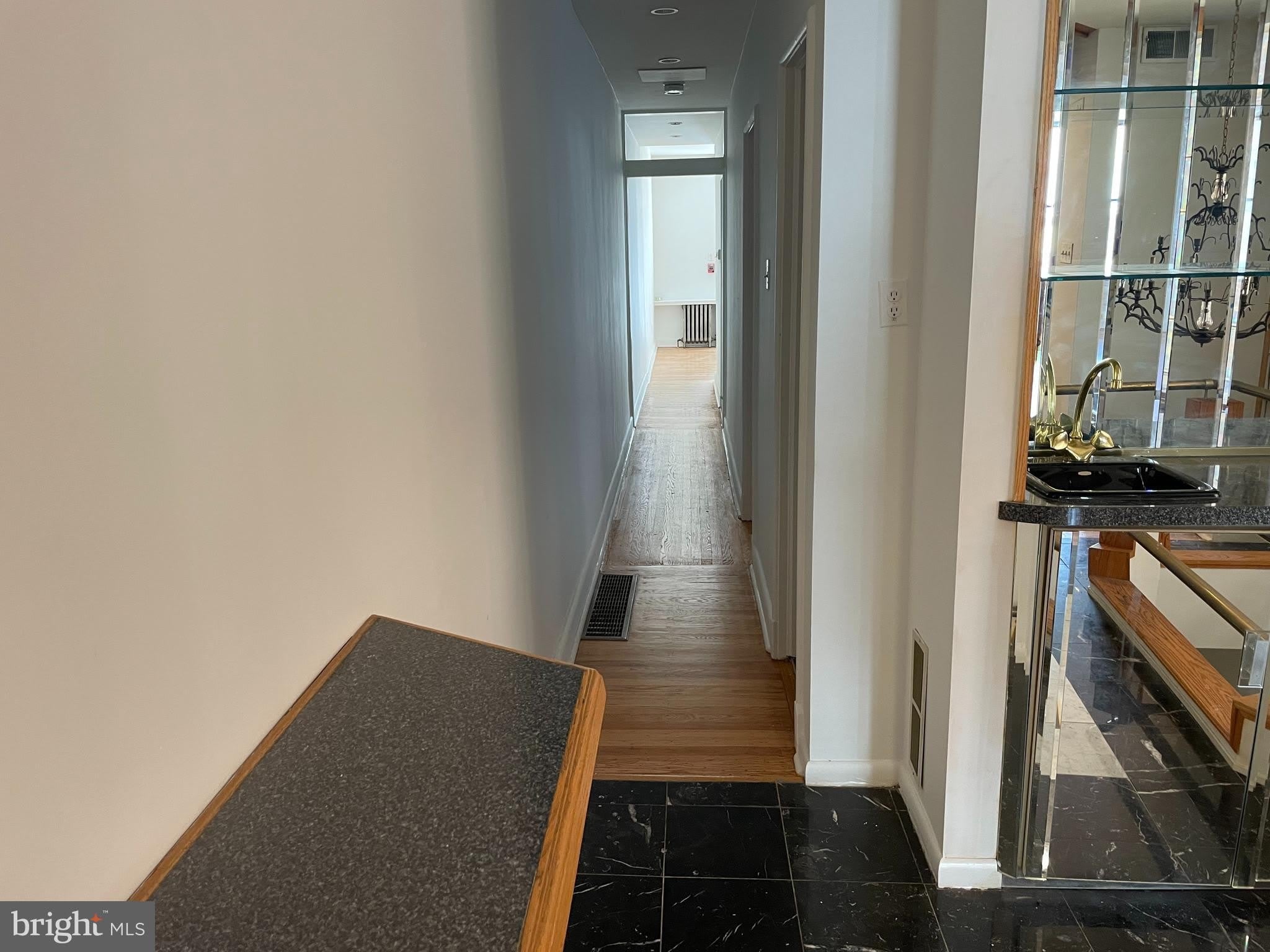 1411 S BROAD Street – photo 4