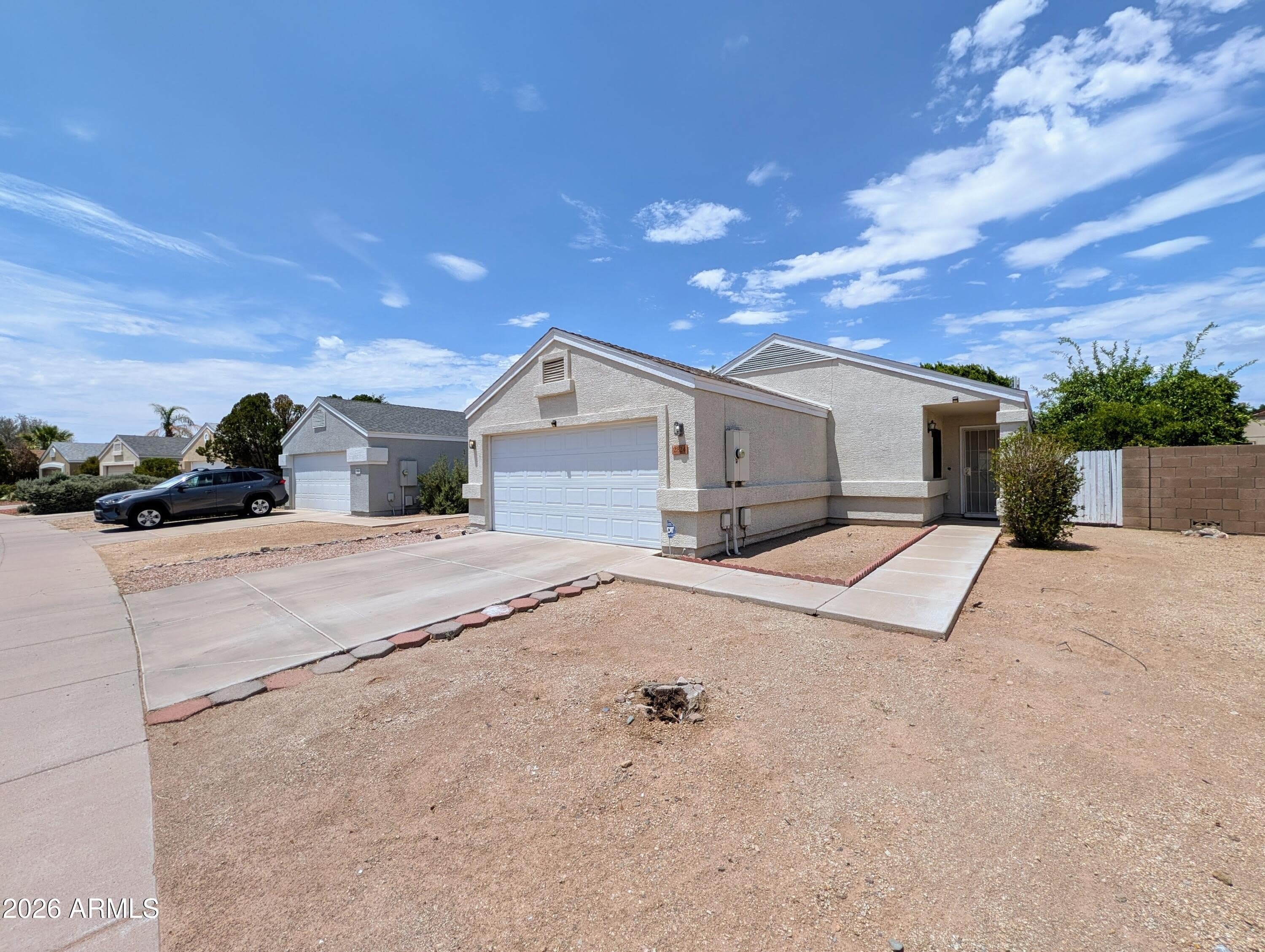 2824 W ANGELA Drive – photo 1