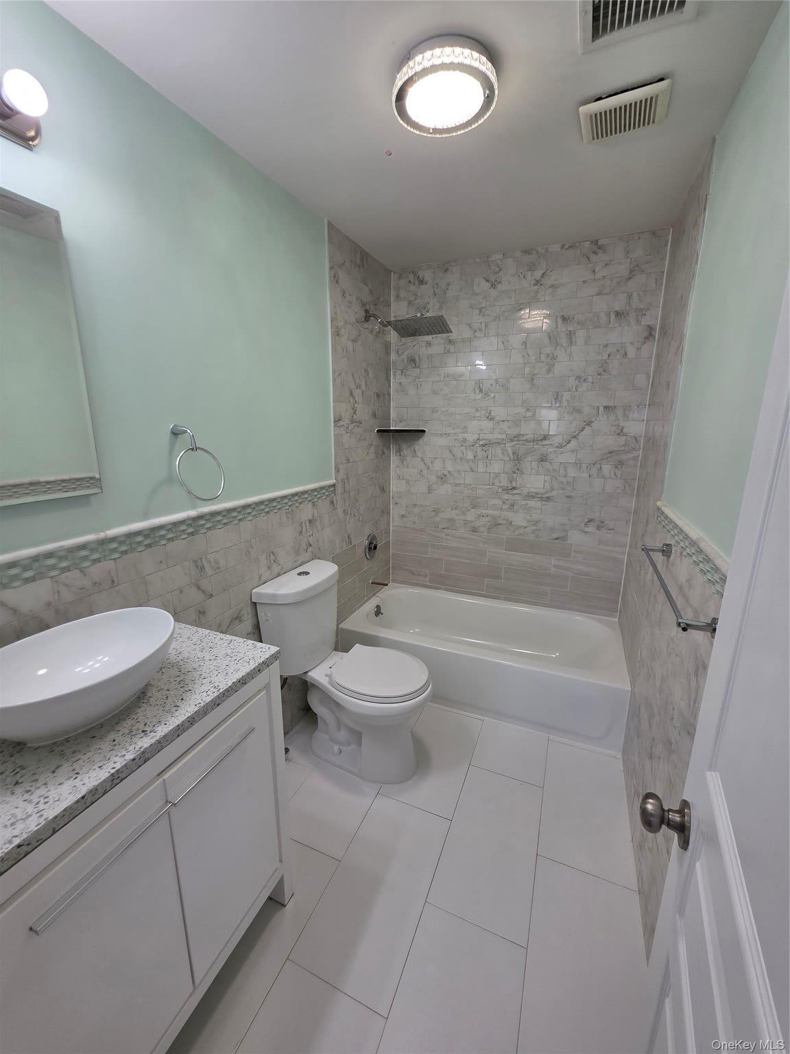 2130 Dutch Broadway – photo 5