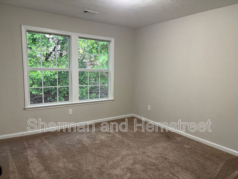 3400 London Court, Apt 203 – photo 5