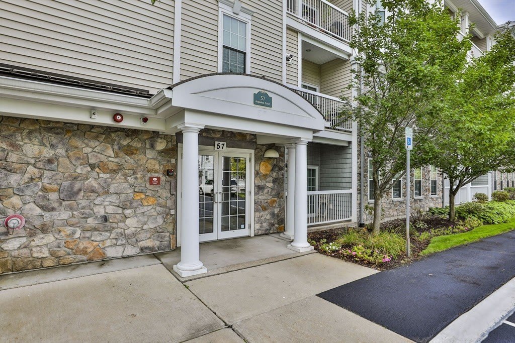 57 Augustus Court – photo 2