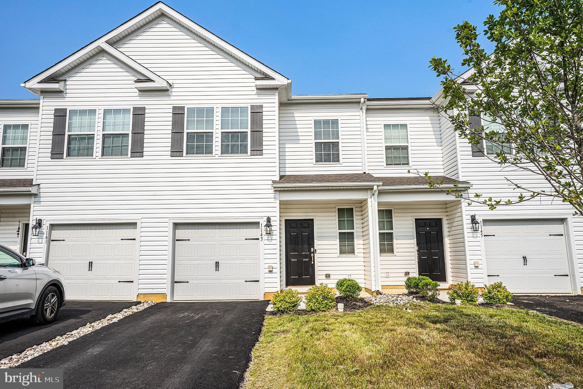 1143 Martin Road – photo 1